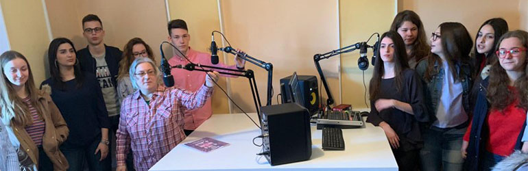 Šibenski gimnazijalci sada će školske teme obrađivati i u eteru