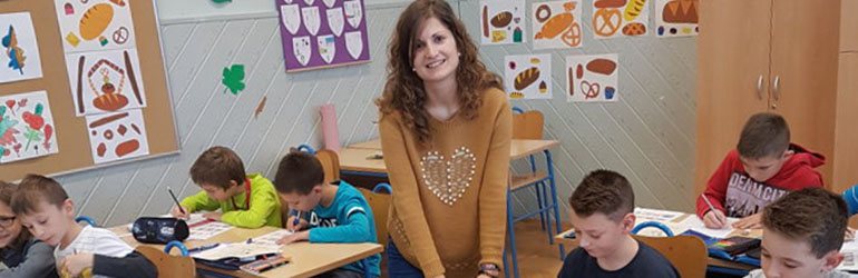 Prof. engleskog jezika iz Španjolske uči se koristiti tabletom u nastavi u 1. OŠ Varaždin