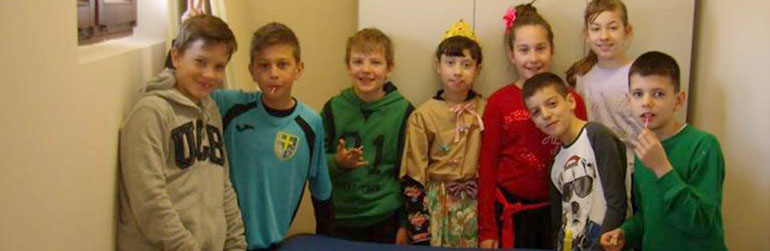 Slikom, pjesmom, instrumentima i folklorom o zavičaju