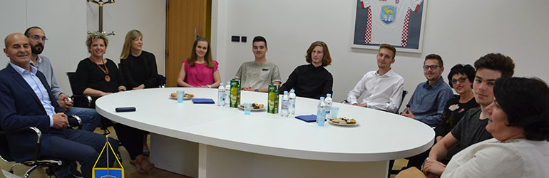 Uspješni srednjoškolci kod gradonačelnika