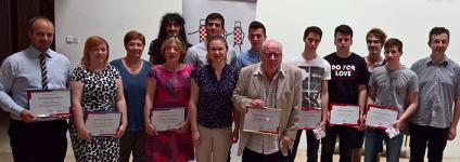 Školski portal: Dodijeljene godišnje nagrade i počasna zvanja 