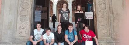 Školski portal: Na praksi u skladištu Aston Martina, Jaguara i Land Rovera