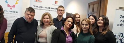 Školski portal: Predstavili projekt „Naučimo upravljati novcem kako bismo lakše upravljali budućnošću”