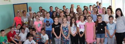 Školski portal: Prigodno druženje s jaskanskim nagrađenim učenicima  