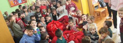 Školski portal: Sveti Nikola i gradonačelnik Ninčević punih košara i vreća s djecom solinskih vrtića